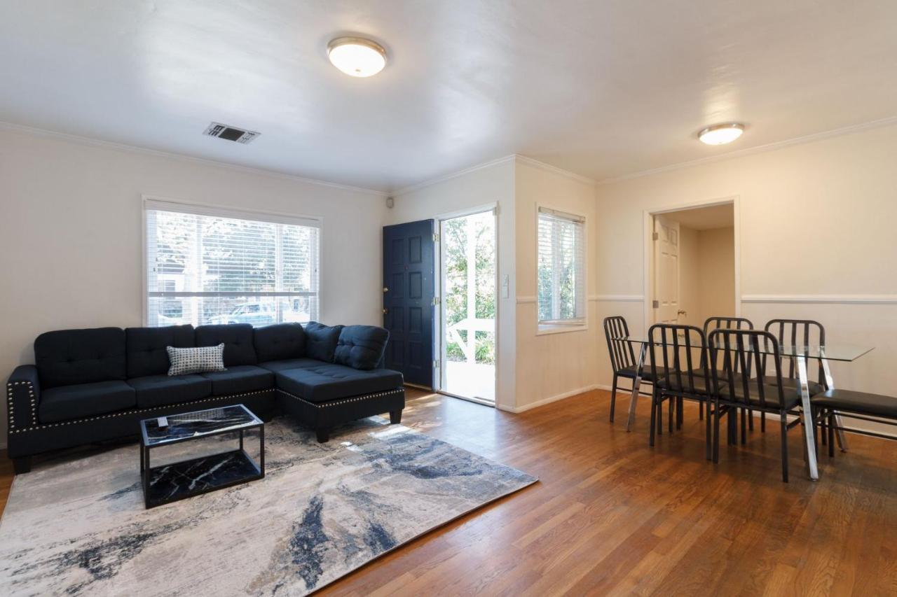 Vakantiehuis Encino Charmer With Large Backyard Los Angeles